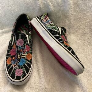 Vans Dio De Los Muertos slip ons.